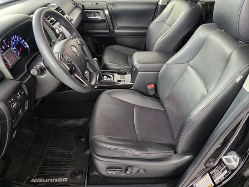 Used 2019 Toyota 4Runner Limited AWD/4WD image 8