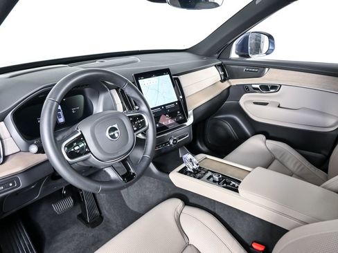Certified 2026 Volvo XC90 T8 Ultra w/ Protection Package Premier image 6