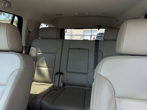 Used 2018 Chevrolet Tahoe LT image 6