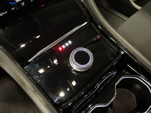 Certified 2023 Jeep Grand Cherokee Laredo w/ Luxury Tech Group I image 23