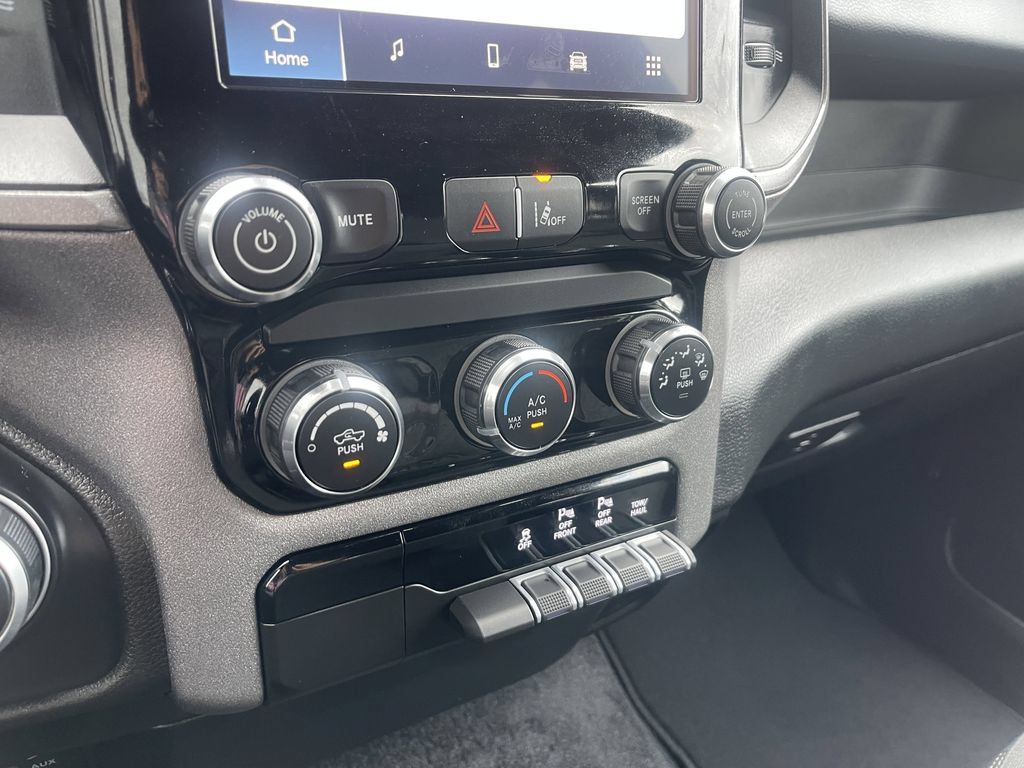 New 2026 RAM 1500 Tradesman AWD/4WD image 29