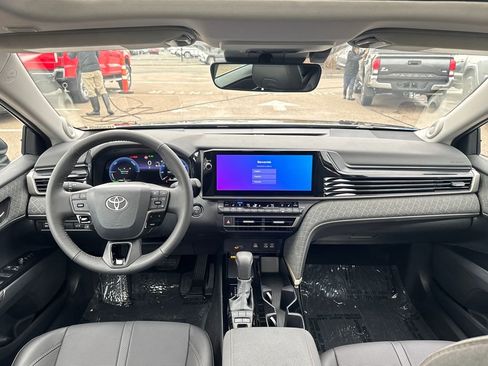 Used 2026 Toyota Camry XSE image 10