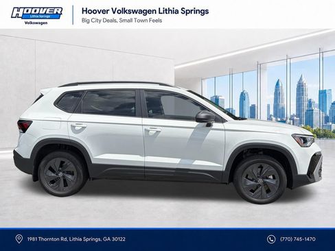 Certified 2025 Volkswagen Taos S FWD image 21