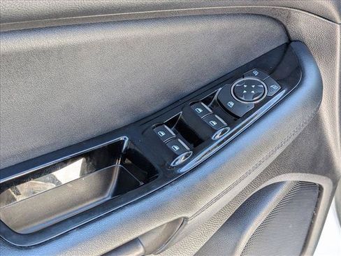 Used 2017 Ford Edge SEL w/ Equipment Group 201A AWD/4WD image 12