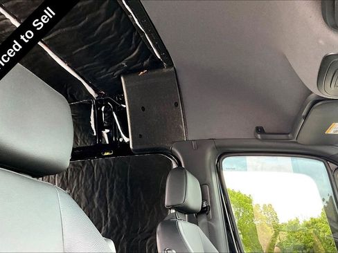 Used 2024 Mercedes-Benz Sprinter 2500 image 21