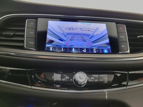 Used 2022 Buick Enclave Avenir w/ Avenir Technology Package AWD/4WD image 15