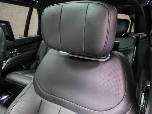 Used 2025 Land Rover Range Rover Long Wheelbase Autobiography image 18