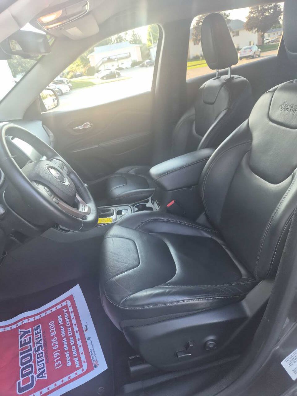 Used 2014 Jeep Cherokee Limited FWD image 12