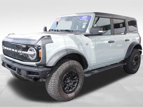 Used 2024 Ford Bronco Wildtrak AWD/4WD image 9