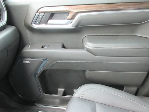 Certified 2025 Chevrolet Silverado 1500 LT Trail Boss w/ Convenience Package II AWD/4WD image 37