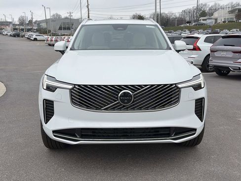 New 2026 Volvo XC90 B6 Ultra image 2