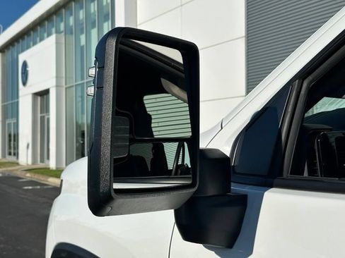 Used 2025 Chevrolet Silverado 2500 LT AWD/4WD image 14