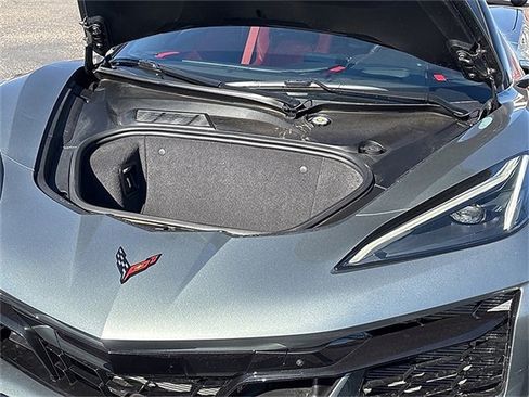 Used 2023 Chevrolet Corvette Z06 w/ Z07 Performance Package image 9