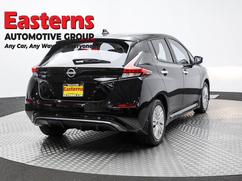 Used 2023 Nissan Leaf S image 5