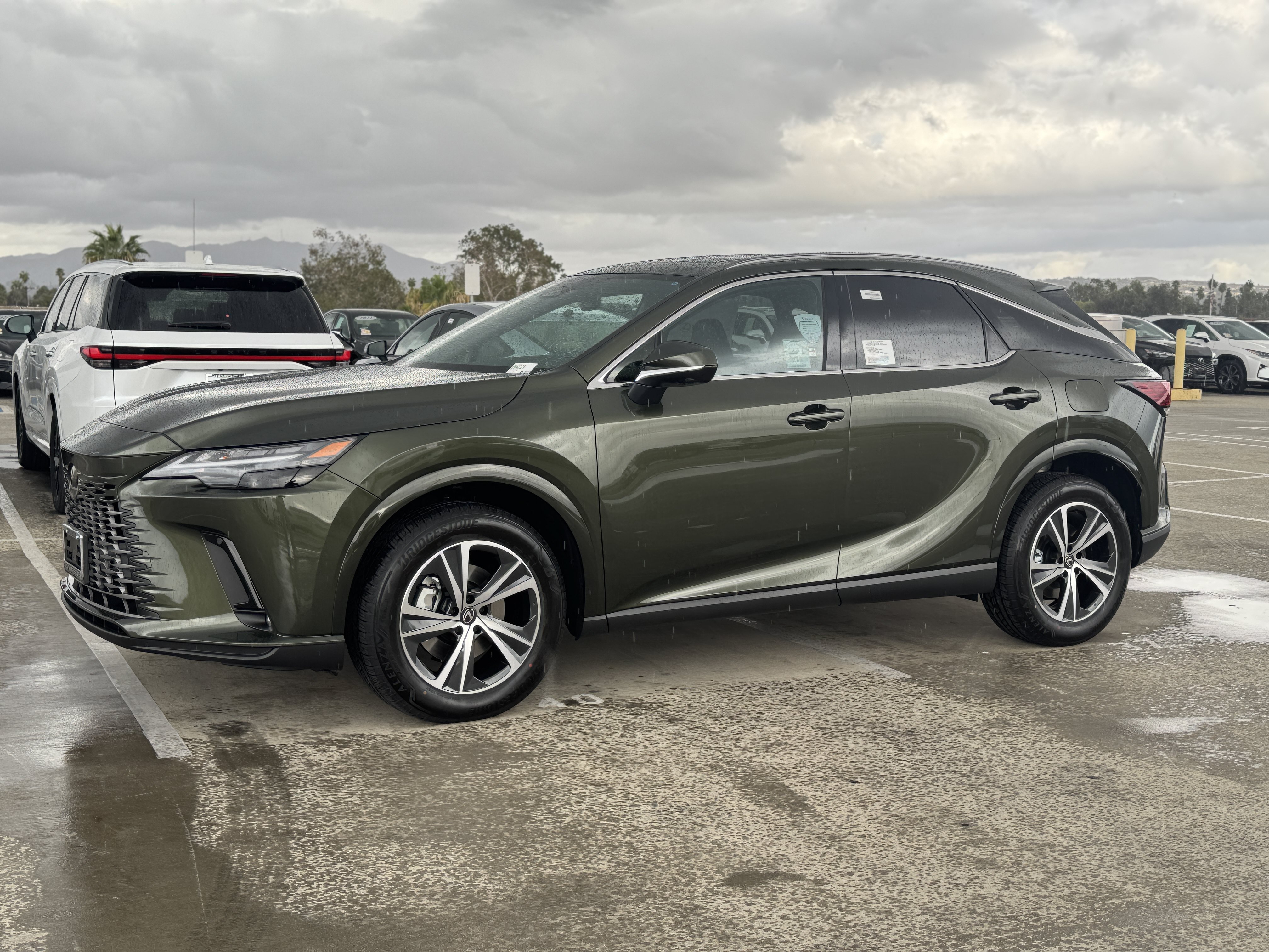New 2026 Lexus RX 350 FWD image 5