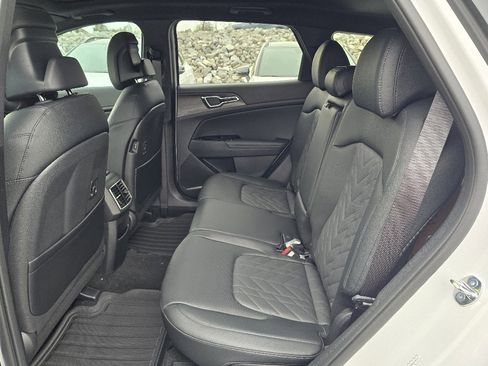 New 2025 Kia Sportage X-Pro AWD/4WD image 4