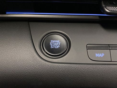 New 2026 Hyundai Elantra SEL FWD image 22