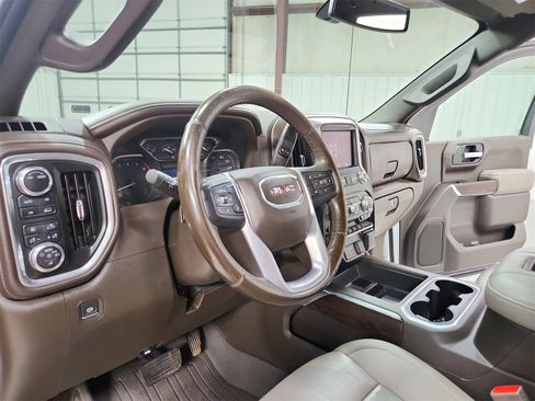 Used 2022 GMC Sierra 1500 SLT w/ SLT Premium Package image 18