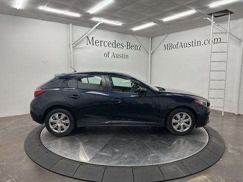 Used 2015 MAZDA MAZDA3 i Sport image 8