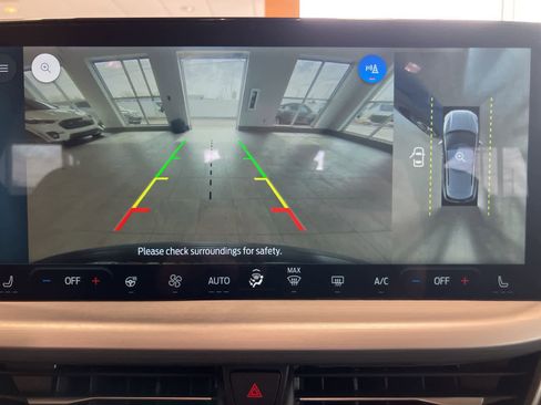 Used 2023 Ford Escape Platinum w/ Premium Technology Package image 22