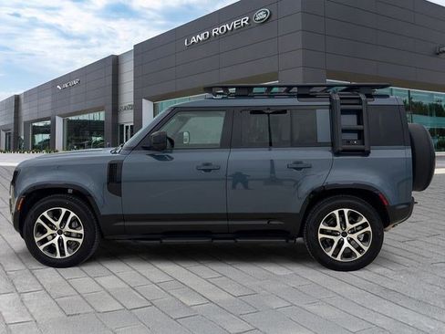 New 2026 Land Rover Defender 110 X-Dynamic SE AWD/4WD image 2