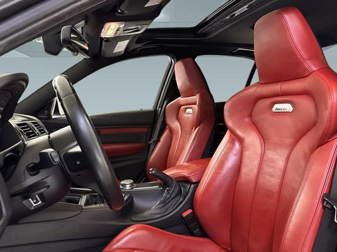 Used 2016 BMW M3 RWD image 15