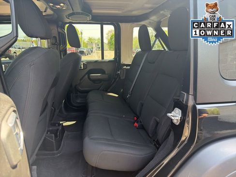 Used 2022 Jeep Wrangler Unlimited Sport AWD/4WD image 30