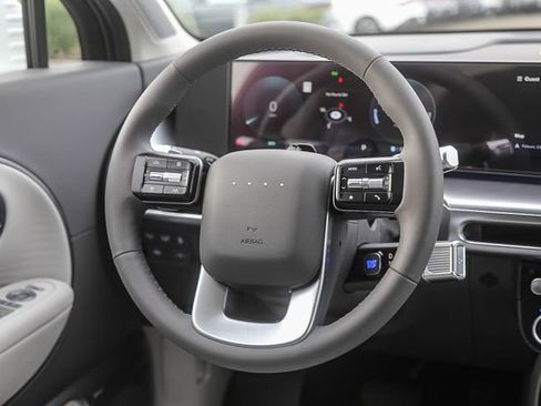 New 2026 Hyundai Ioniq 9 Limited image 17