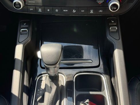 Used 2025 Kia Telluride S AWD/4WD image 20