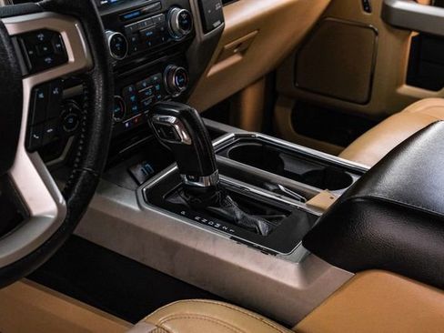 Used 2016 Ford F150 Lariat w/ Equipment Group 502A Luxury image 26