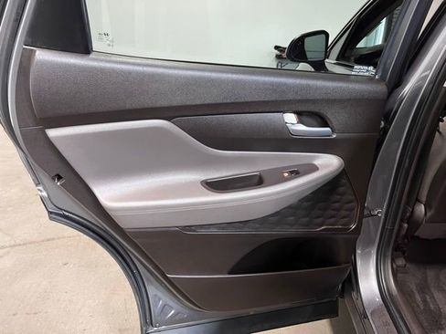 Used 2019 Hyundai Santa Fe SE FWD image 19
