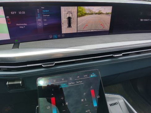 New 2025 Cadillac Escalade IQ Sport 2 image 16