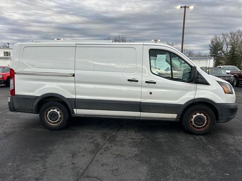 Used 2019 Ford Transit 150 130 Low Roof image 4