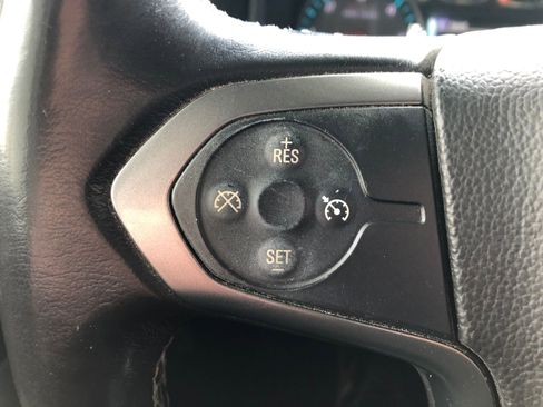 Used 2018 Chevrolet Silverado 1500 LT w/ All Star Edition AWD/4WD image 33