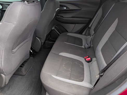 Used 2022 Chevrolet TrailBlazer LT w/ Convenience Package FWD image 33