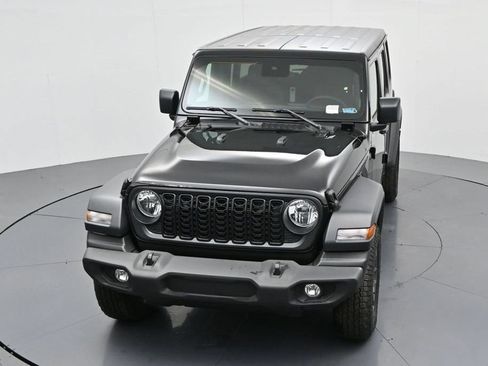 Used 2024 Jeep Wrangler Unlimited Sport AWD/4WD image 45