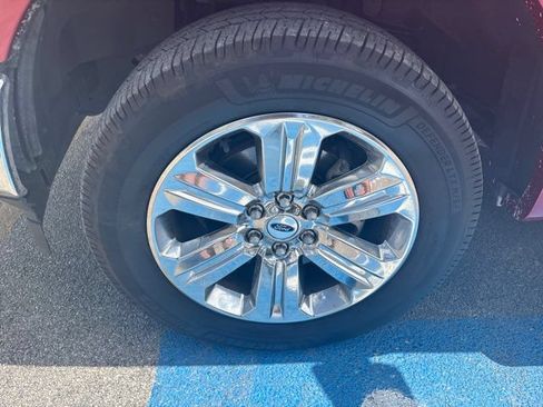Used 2018 Ford F150 Lariat AWD/4WD image 9