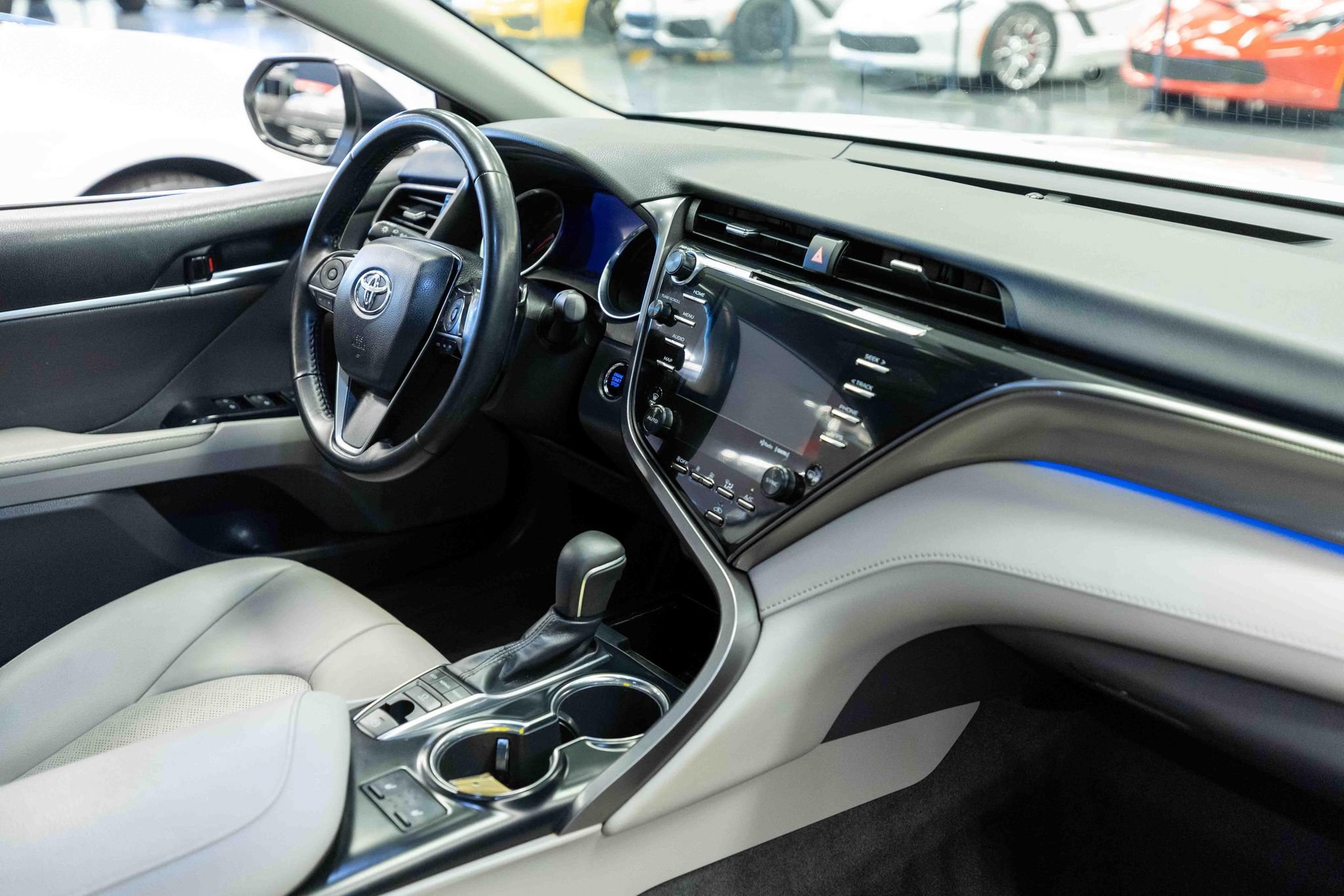 Used 2019 Toyota Camry XSE w/ Carpet Mat Package FWD image 14