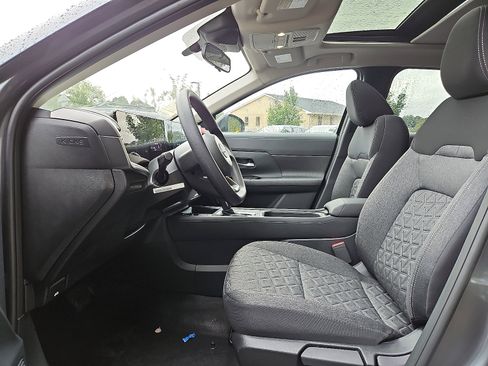 New 2026 Nissan Kicks SV w/ SV Premium Package image 11