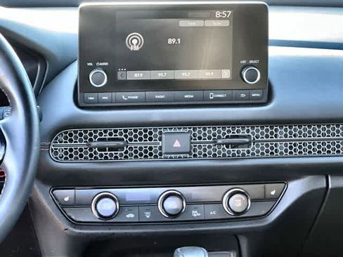 Used 2024 Honda HR-V Sport image 18