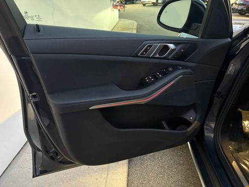 Used 2022 BMW X5 xDrive45e w/ Parking Assistance Package image 13