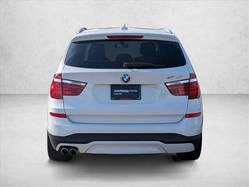 Used 2017 BMW X3 sDrive28i image 6