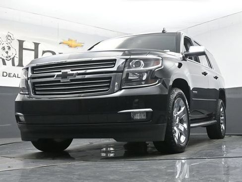 Used 2017 Chevrolet Tahoe Premier AWD/4WD image 4