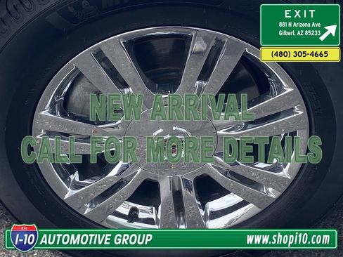 Used 2016 Cadillac SRX Luxury w/ Driver Awareness Package FWD image 3