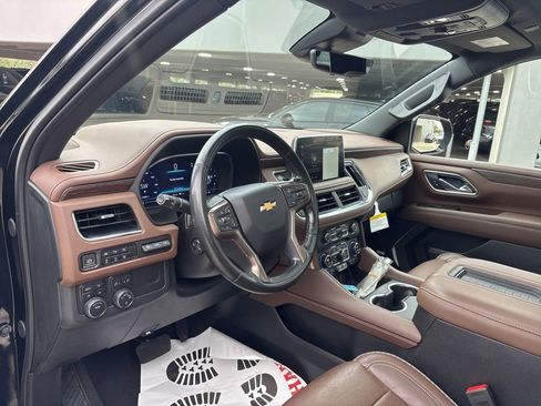 Used 2024 Chevrolet Tahoe High Country image 12