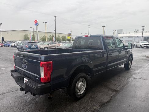 Used 2019 Ford F250 XL w/ Power Equipment Group RWD image 4