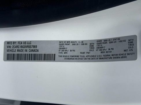 New 2027 Chrysler Pacifica Select FWD image 19