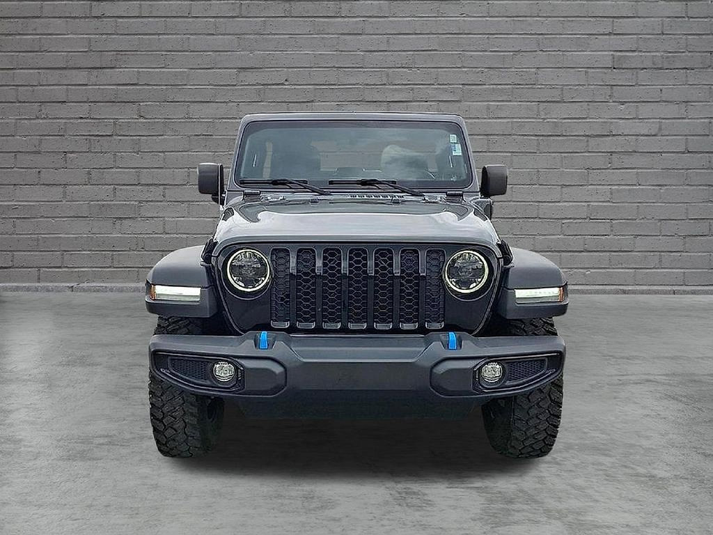 Used 2023 Jeep Wrangler Unlimited w/ Cold Weather Group AWD/4WD image 6