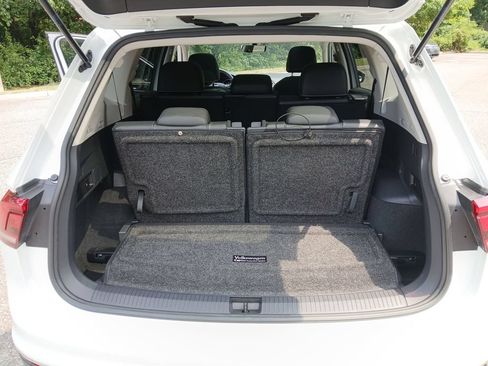 Used 2021 Volkswagen Tiguan S FWD image 38