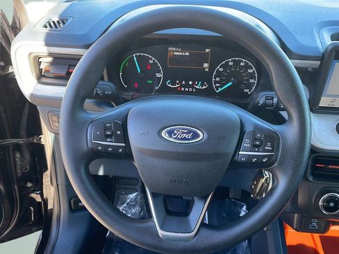 Used 2022 Ford Maverick XLT image 34